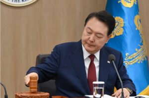 2023_윤,1년