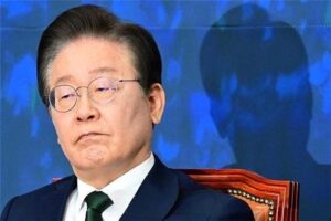 지난-18일-국회-최고위원회의에-참석한-더불어민주당-이재명-대표